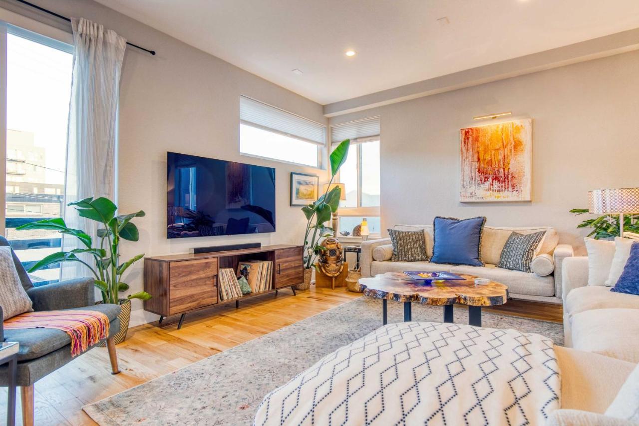 Denver Townhome With Hot Tub, Walk To Empower Field! Экстерьер фото